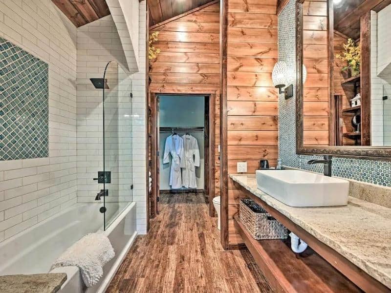 Luxury Bathroom in Modern Couples Retreat - Broken Bow, OK