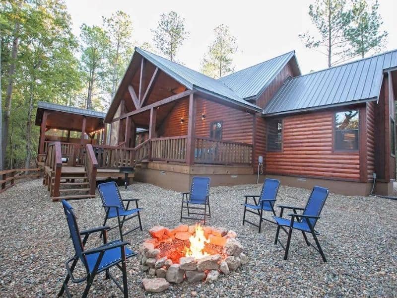 River Song Luxury Cabin in Broken Bow, OK