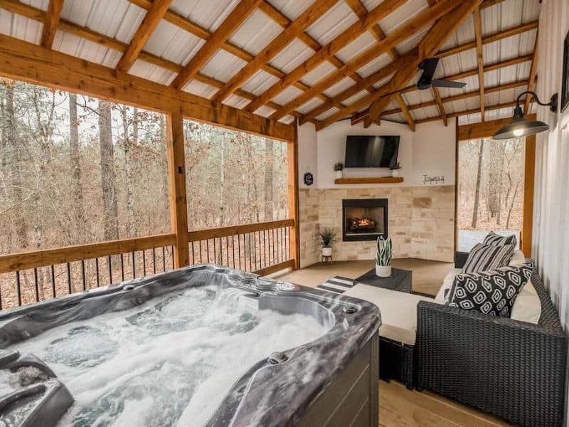 The Roasted Marshmallow outdoor entertainment area