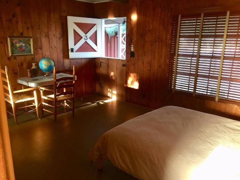 Guest room at Joshua Tree Ranch House