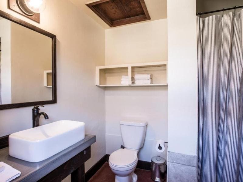 Ensuite Bathroom at Pioneertown Motel, Joshua Tree