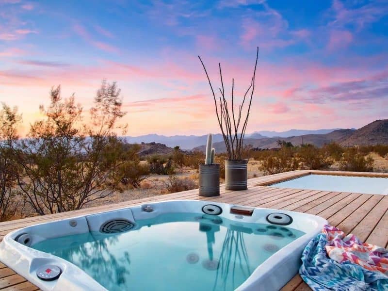 Jacuzzi looking out over the desert at Wonderlust Airstream in Joshua Tree