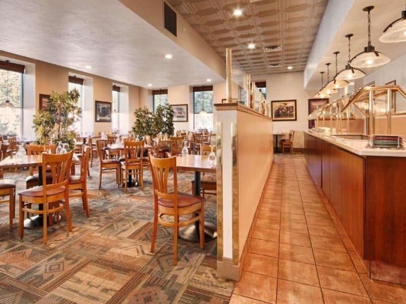 Restaurant at Best Western Premier Grand Canyon Squire Inn in Tusayan