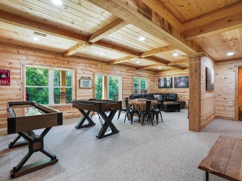 Large game room at Hocking Hills vrbo cabin