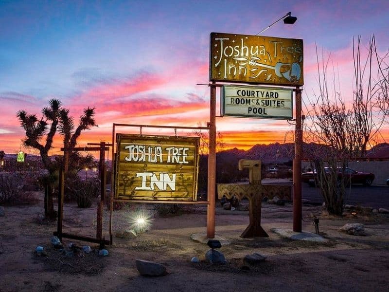 Entry sign to Joshua Tree Inn - Hotels in Joshua Tree