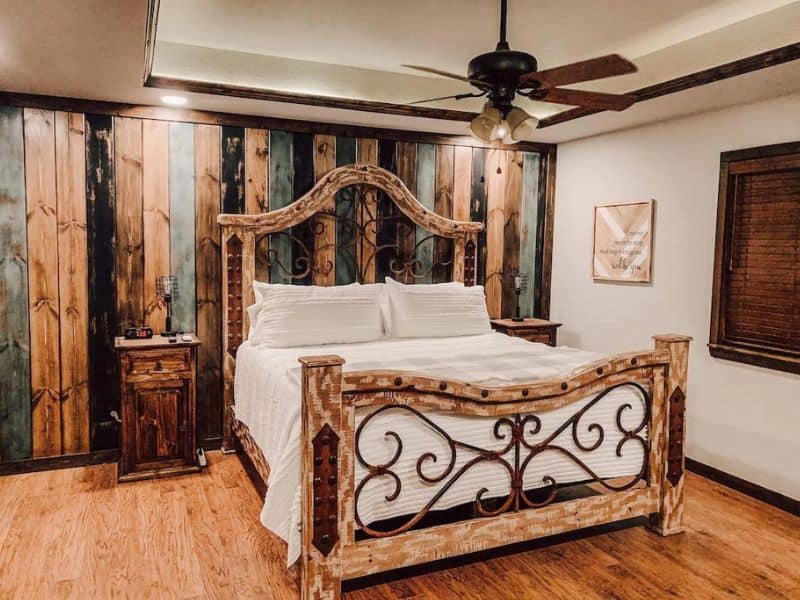 Bedroom in Turner Falls modern cabin rental