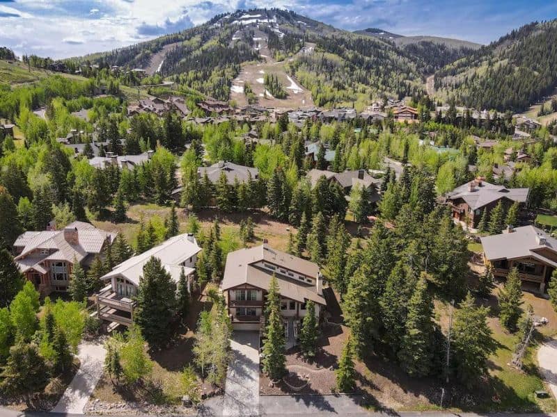 Aerial view of Deer Valley homes in Park City, UT