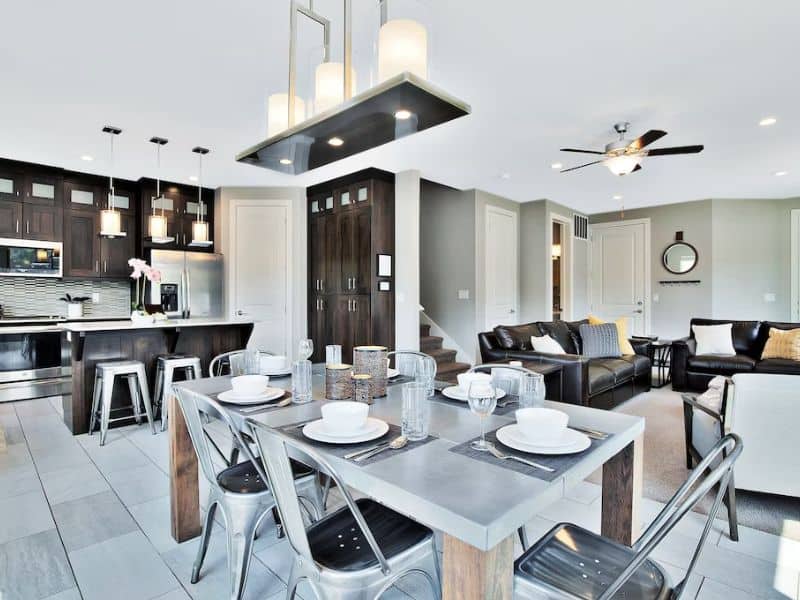 Upscale dining room and kitchen at Moab airbnb located in Entrada at Moab
