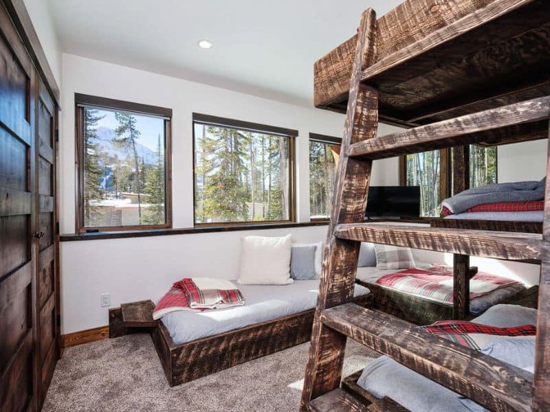 Bunk room in a Big Sky Montana ski in ski out Vrbo rental.