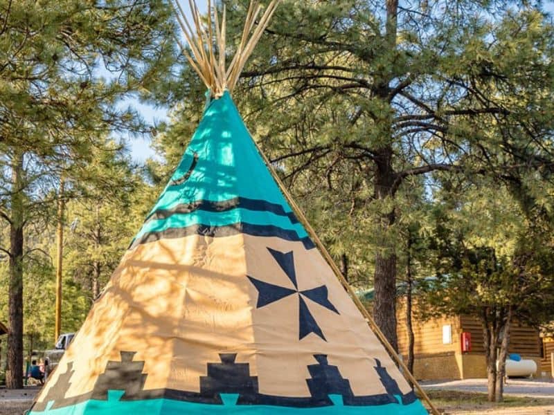 Colorful tipi at KOA Williams, a great option for visitors interested in glamping near the Grand Canyon.